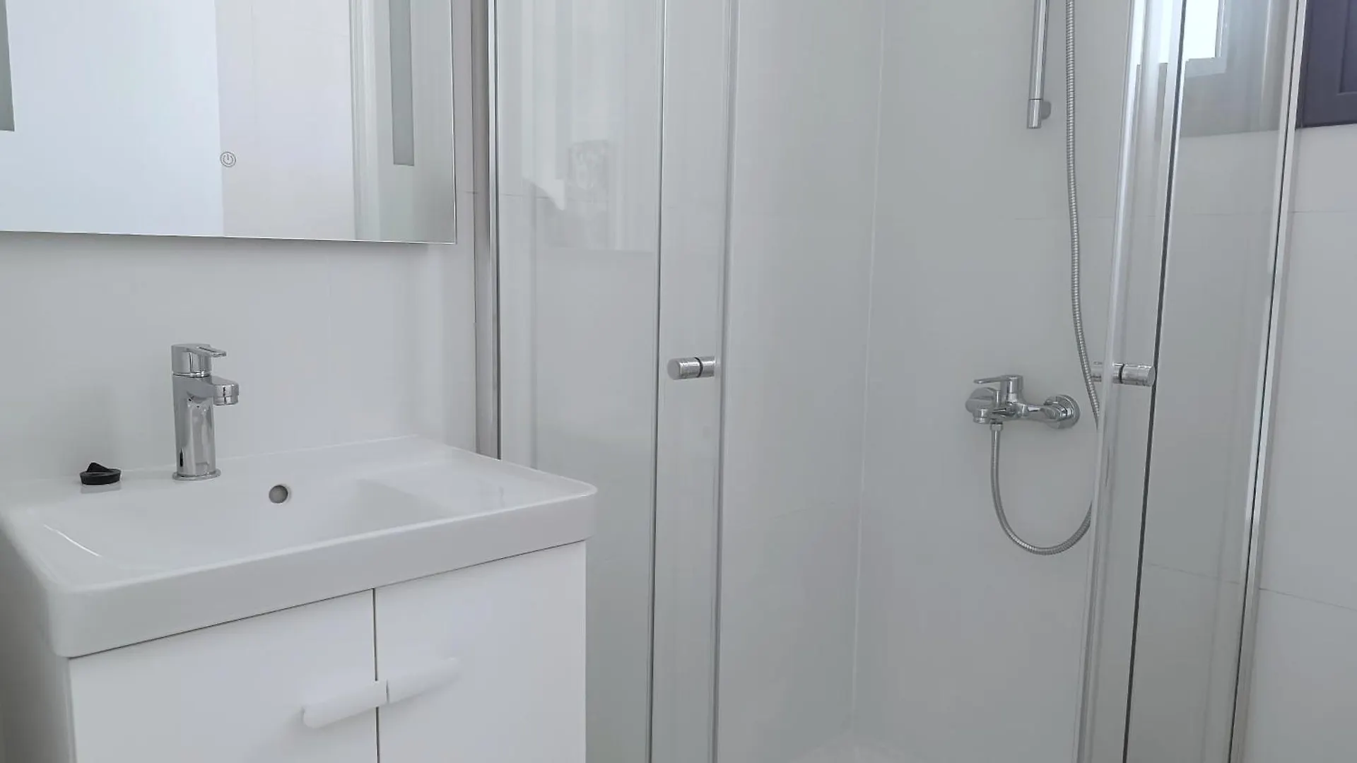 Larvella Estia Luxury Suites Λάρνακα 0*,  Κύπρος