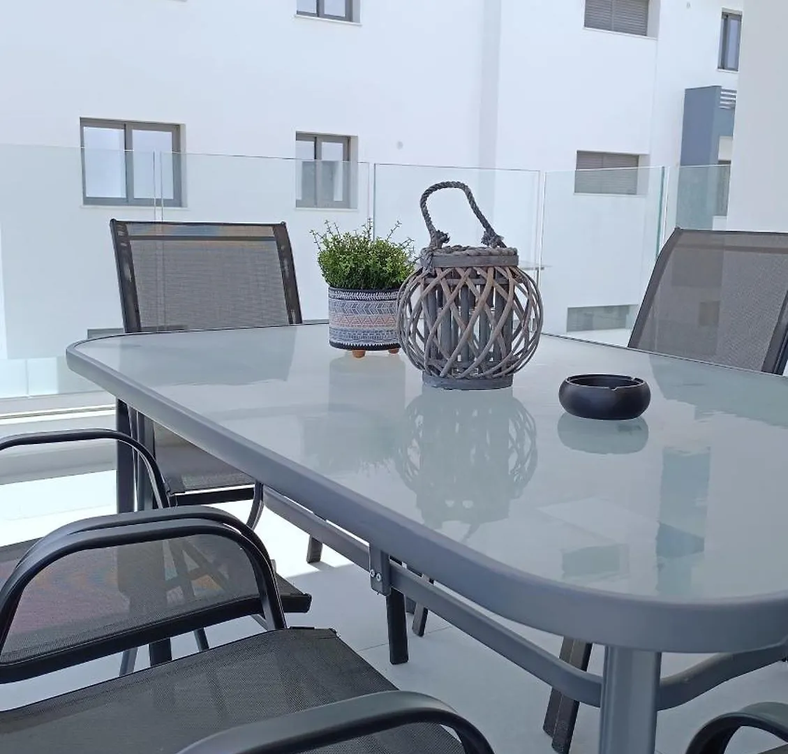 לרנקה Larvella Estia Luxury Suites 0*,  קפריסין